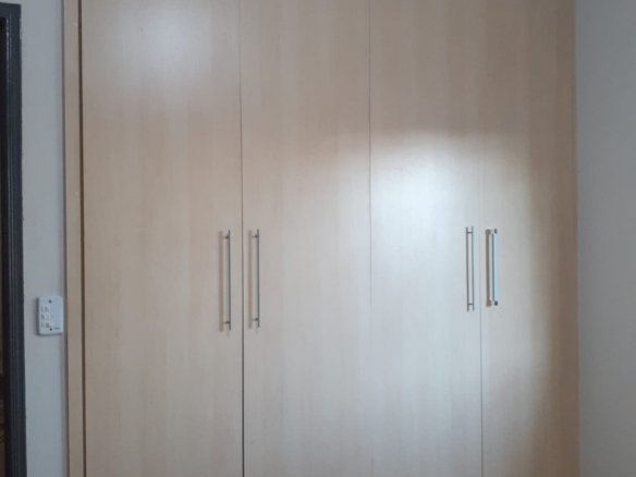 Quartos com armários planejados. Casa a Venda Planalto Verde