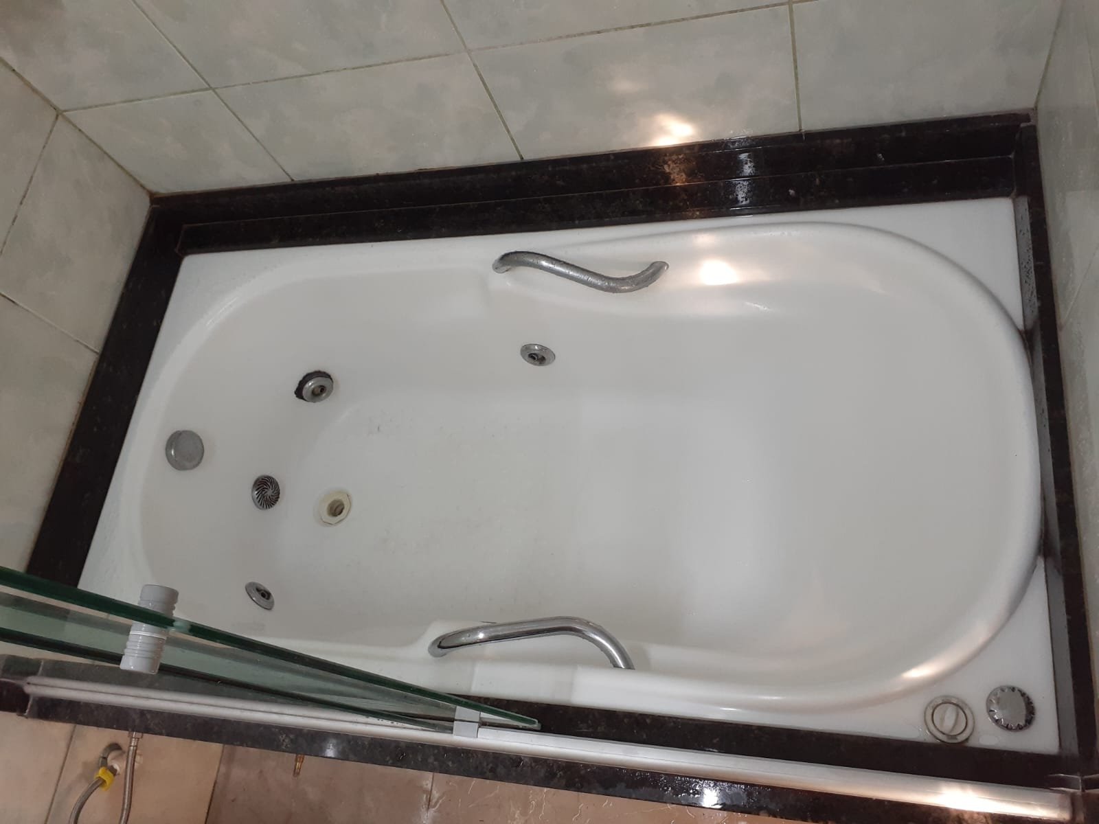 1 suíte com banheira de hidromassagem. Casa a Venda Planalto Verde