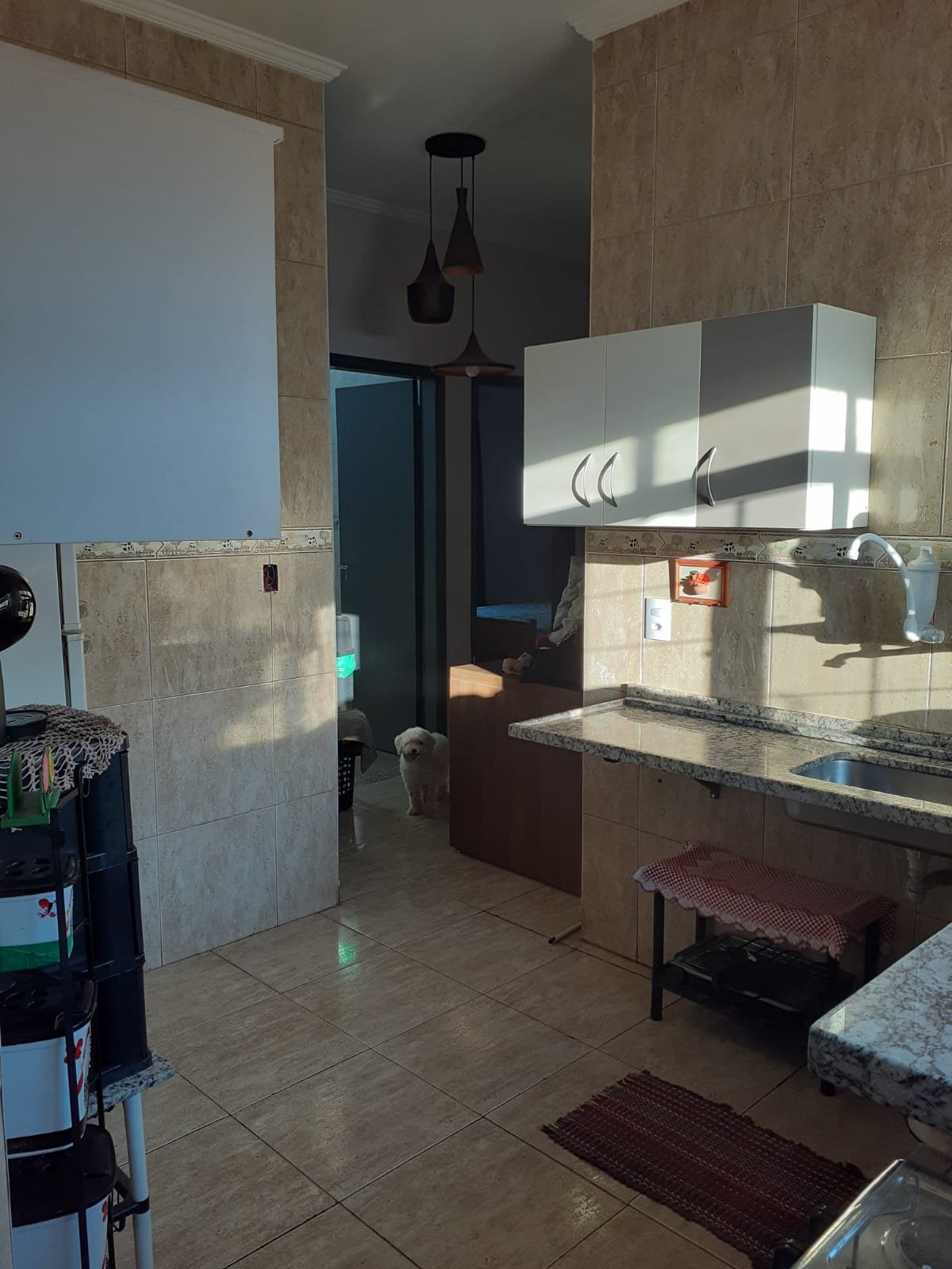 Cozinha grande e com muita claridade. Casa Planalto Verde em Ribeirão Preto